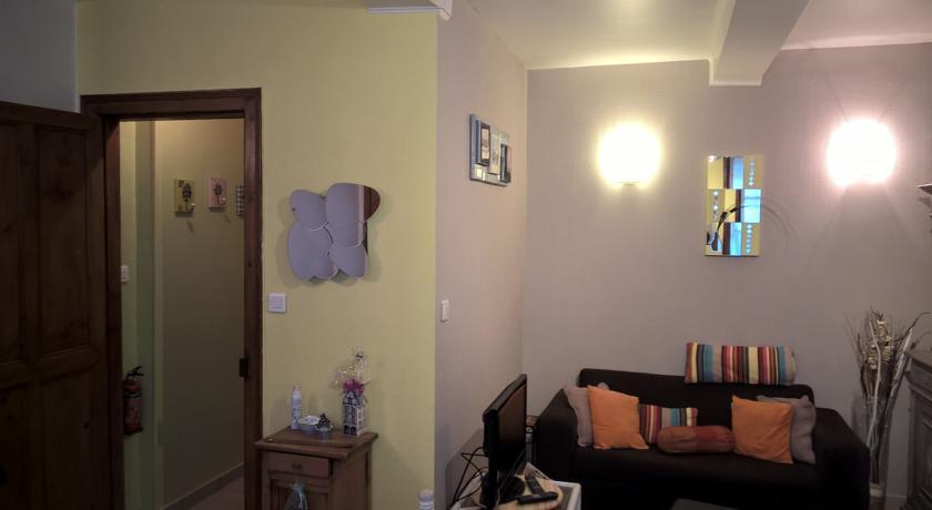 Villa L'arras Square Habitación foto